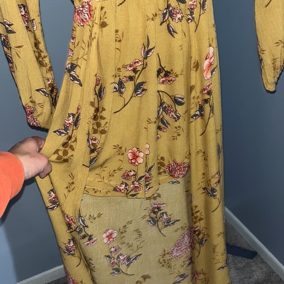 Peyton Bre Yellow Floral Romper Size 12 - Picture 6 of 11